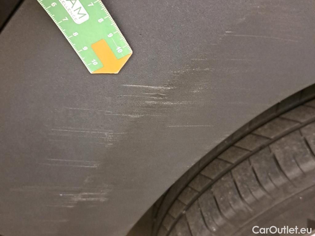  Hyundai  Konna HYUNDAI Kona / 2023 / 5P / todoterreno 1.6 GDI HEV Maxx DCT #32