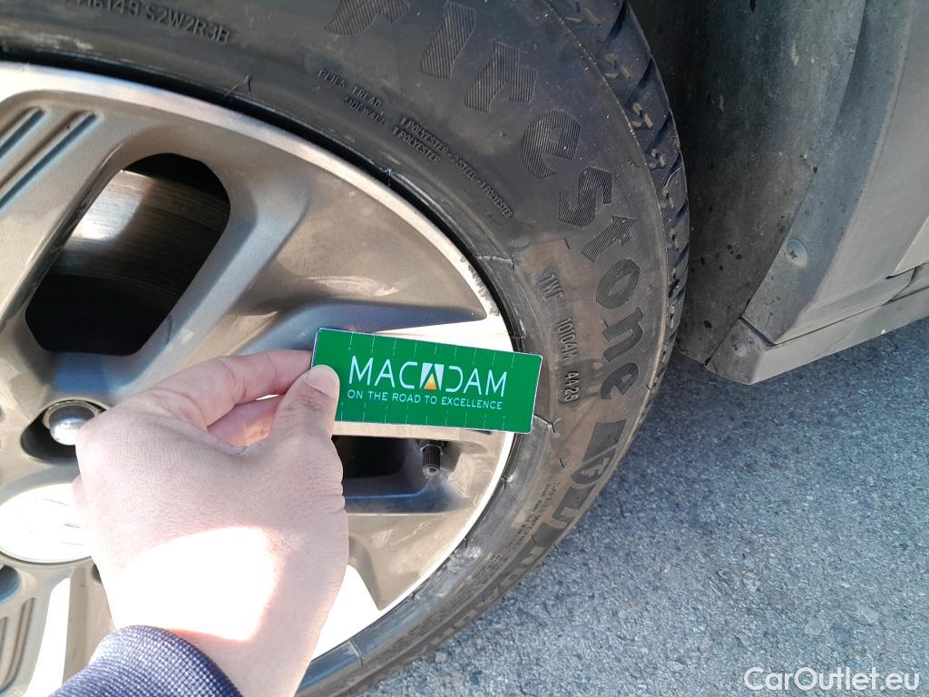  Hyundai  Konna HYUNDAI Kona / 2017 / 5P / todoterreno 1.6 GDI HEV Klass DT #6