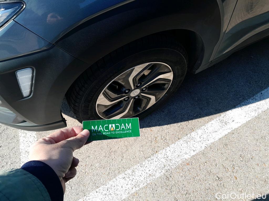  Hyundai  Konna HYUNDAI Kona / 2017 / 5P / todoterreno 1.6 GDI HEV Klass DT #5