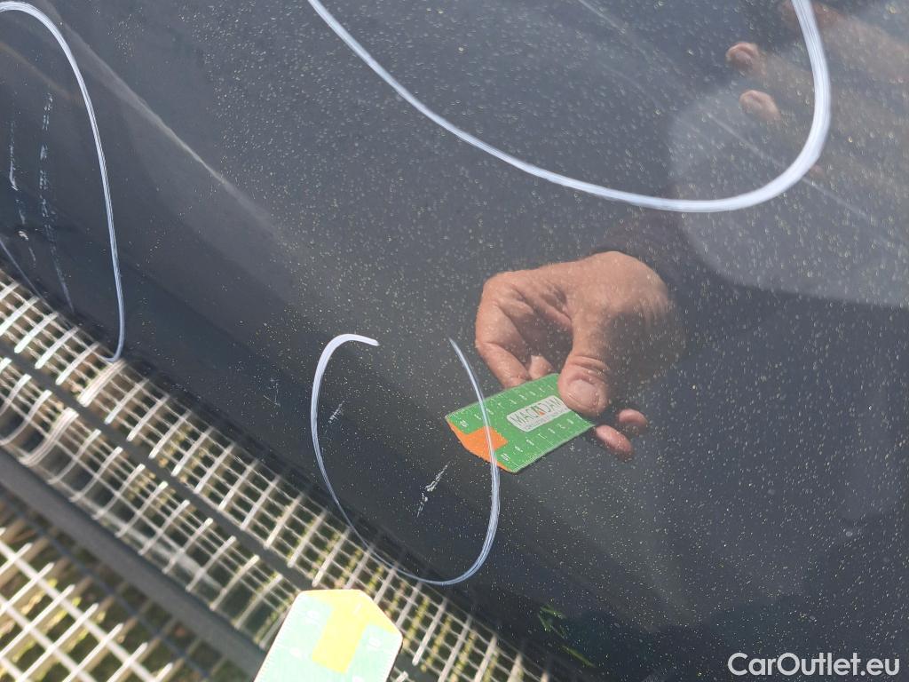  KIA  XCeed KIA  1.6 GDi PHEV 104kW (141CV) eDrive #14