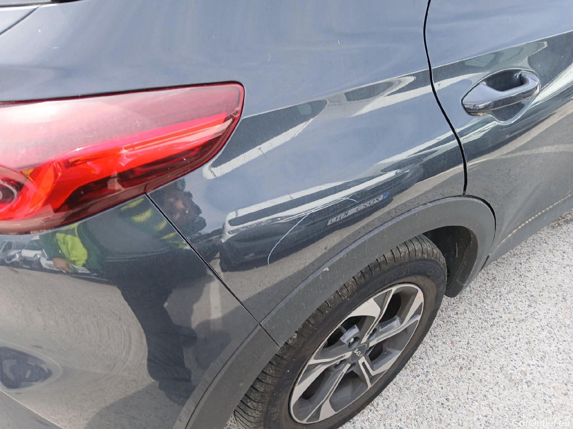  KIA  XCeed KIA  1.0 T-GDi Drive 74kW (100CV) #15