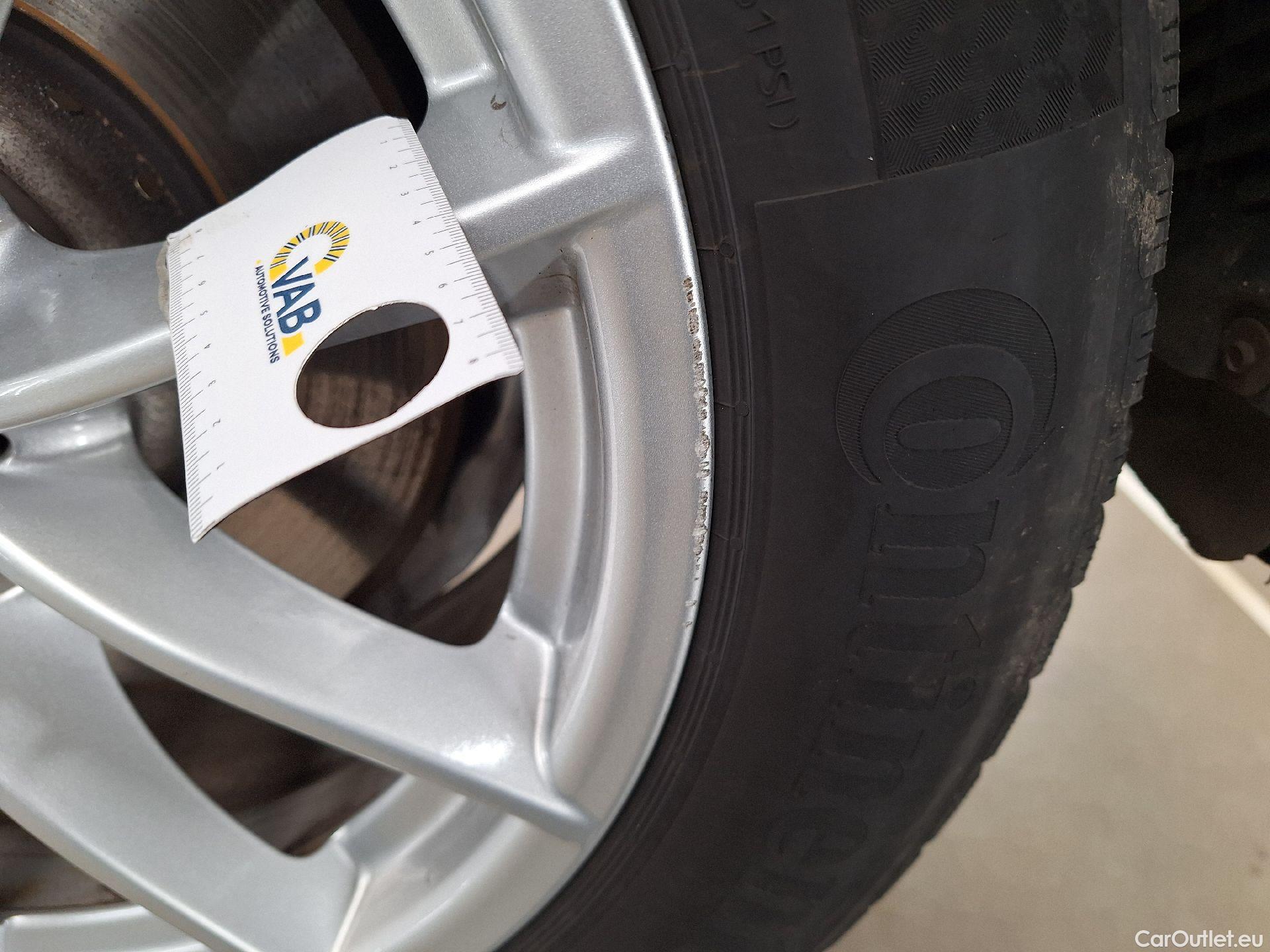  Bmw  Serie 5 BMW, 5-serie FL'20, BMW 5 Reeks Berline 518d 110kW Aut. 4d #27