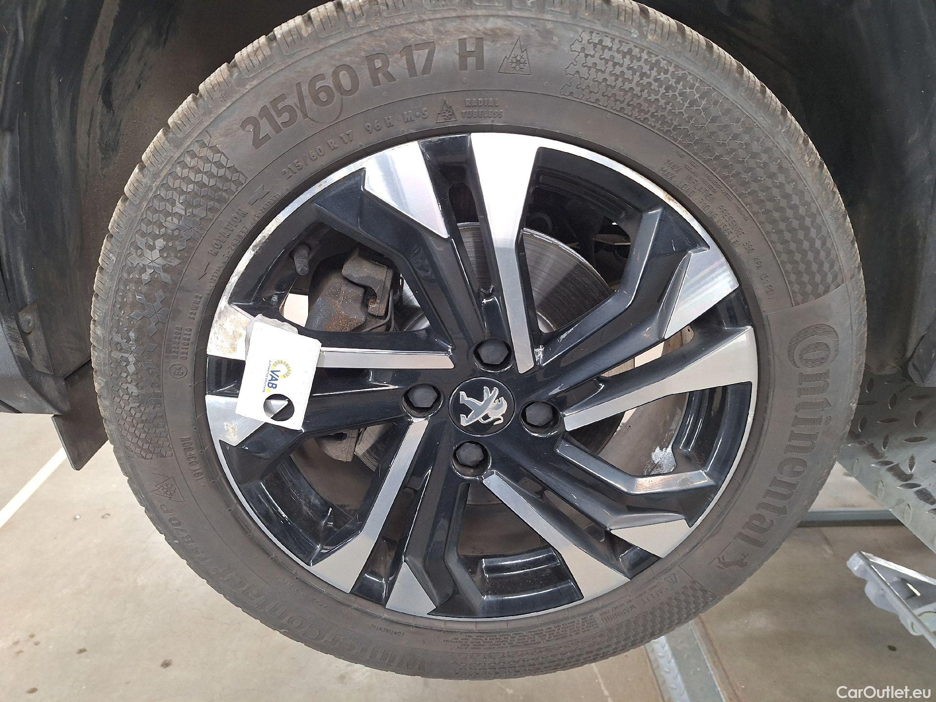  Peugeot  2008 Peugeot,  '19, Peugeot  1.5 BlueHDi 96kW S&S EAT8 Allure 5d #9