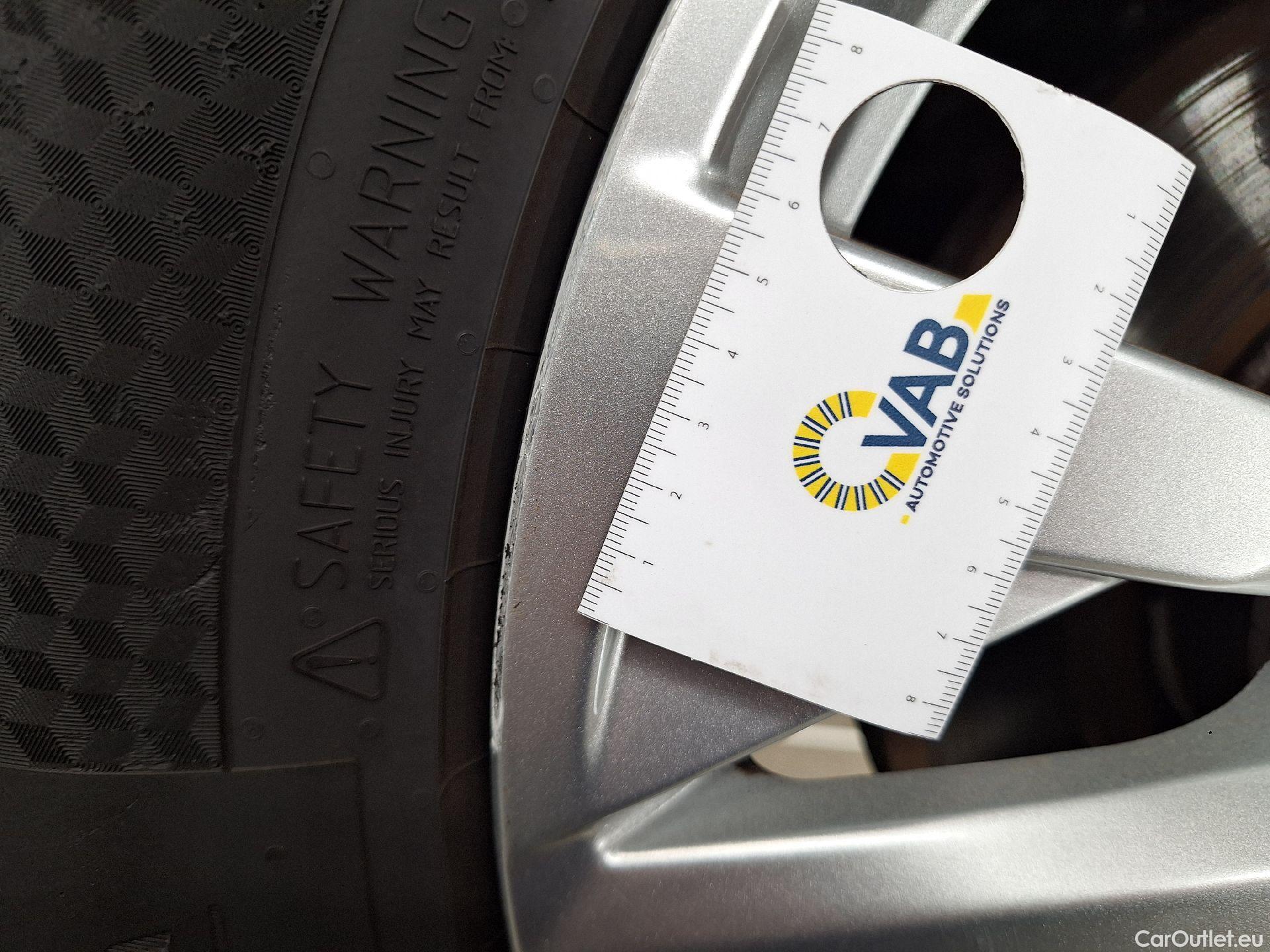  Peugeot  3008 Peugeot,  FL'20, Peugeot  1.5 BlueHDi 96kW S&S EAT8 Active Pack #23