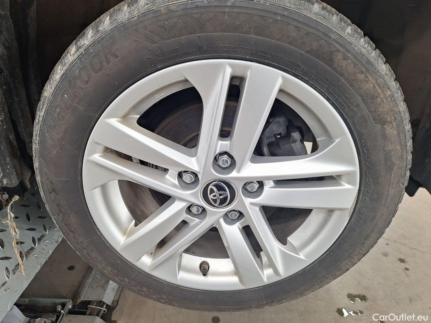  Toyota  Corolla Toyota,  TS '19, Toyota  Touring Sports 1.8 Hybrid Dynamic e #3