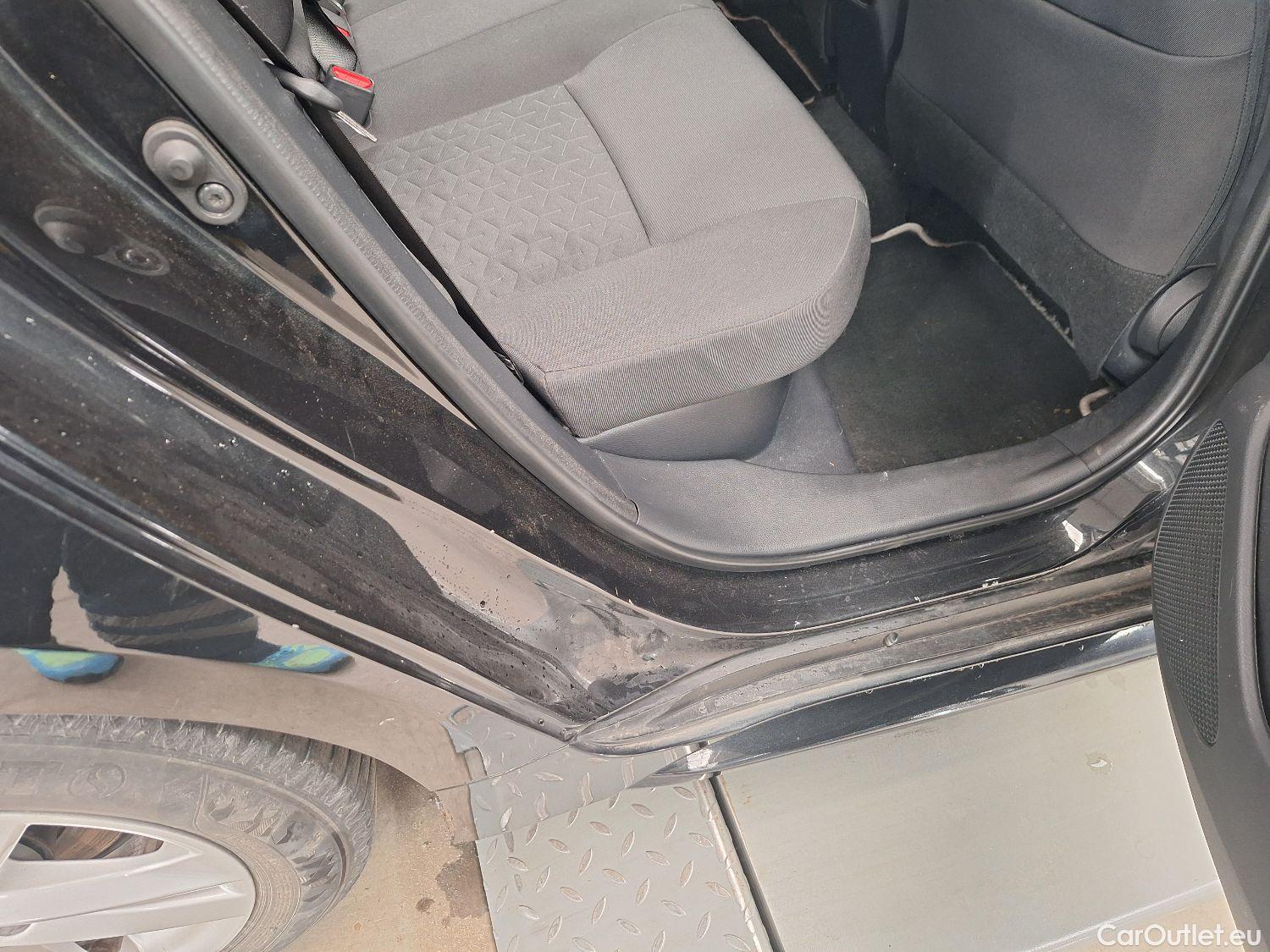  Toyota  Corolla Toyota,  TS '19, Toyota  Touring Sports 1.8 Hybrid Dynamic e #52