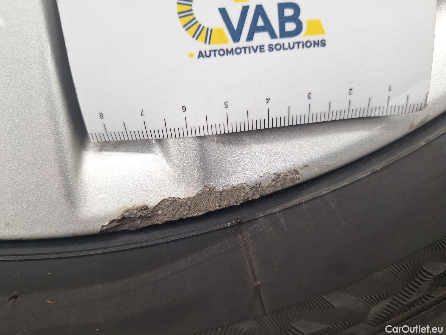  Toyota  Corolla Toyota,  TS '19, Toyota  Touring Sports 1.8 Hybrid Dynamic e #42