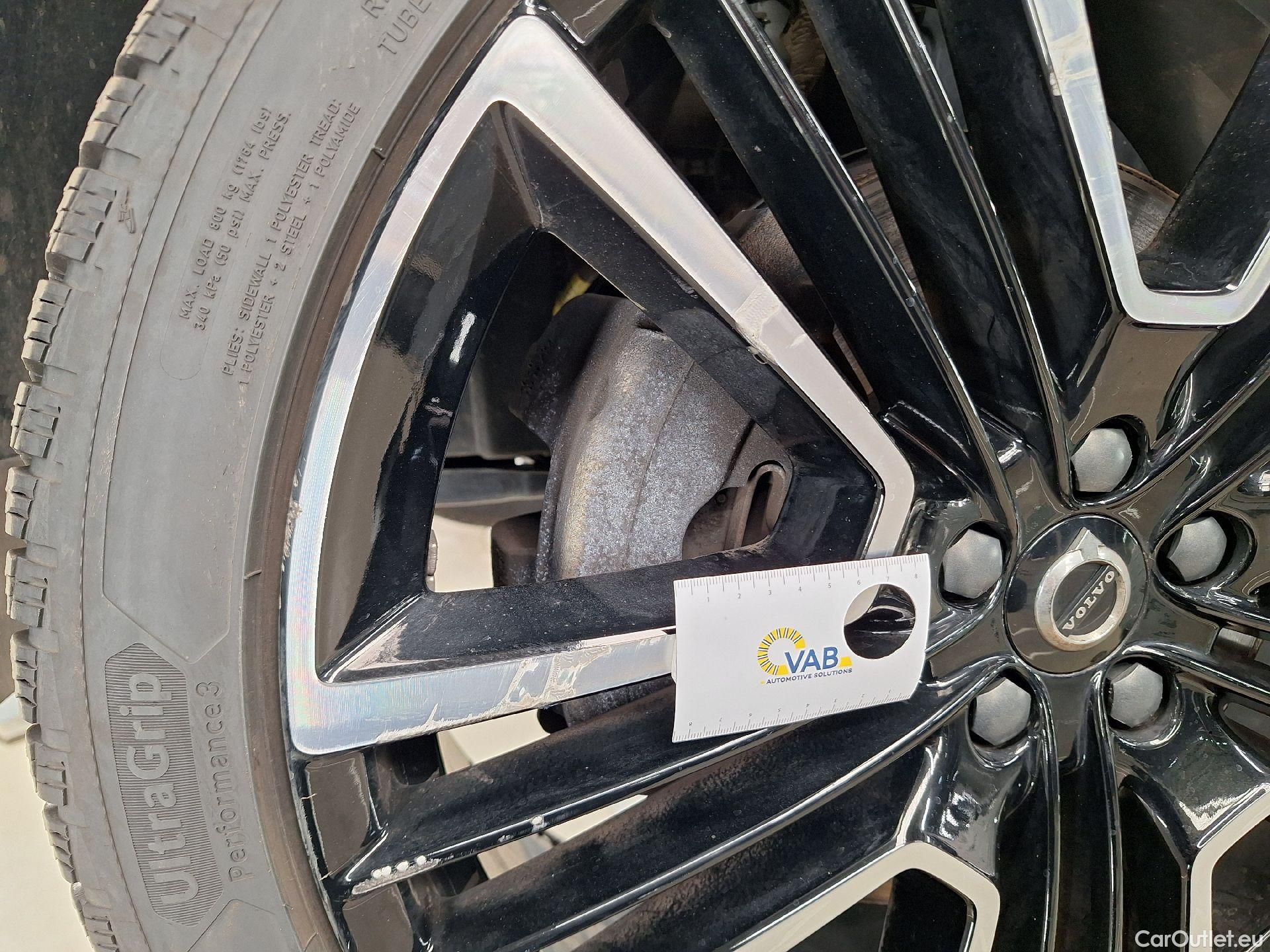  Volvo  XC 40 Volvo, XC40 '17 PHEV, Volvo XC40 T4 Recharge Geartronic R-Design 5d #29