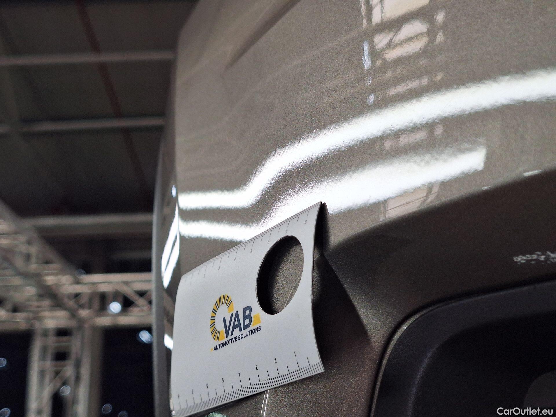  Volvo  XC 40 Volvo, XC40 '17 PHEV, Volvo XC40 T4 Recharge Geartronic R-Design 5d #26