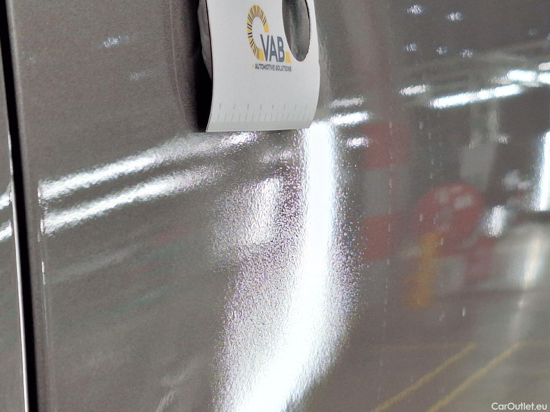  Volvo  XC 40 Volvo, XC40 '17 PHEV, Volvo XC40 T4 Recharge Geartronic R-Design 5d #14