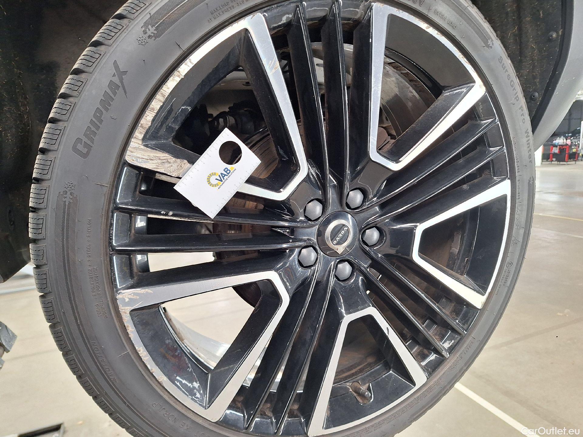  Volvo  XC 40 Volvo, XC40 '17 PHEV, Volvo XC40 T4 Recharge Geartronic R-Design 5d #30