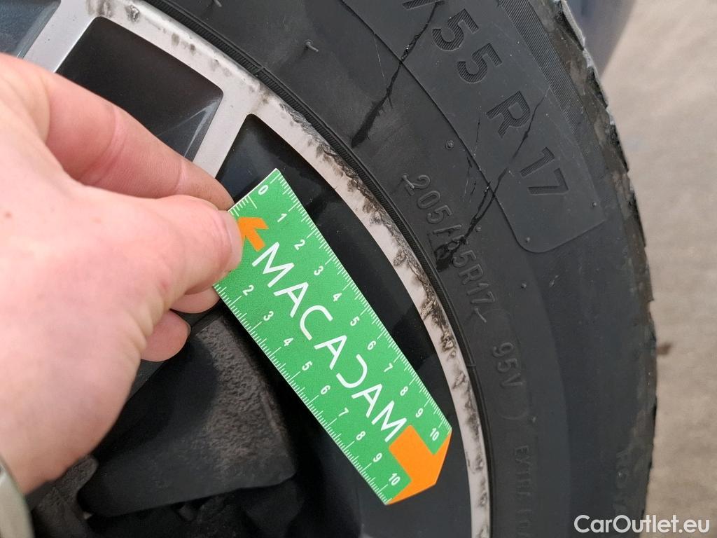  Bmw  Serie 2 Série 2 Gran Tourer 218 d Sport Line 2.0 150CV BVA8 E6d #15