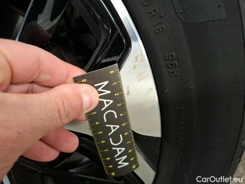  Citroen  C4 CITROEN  X / 2022 / 4P / Berline PureTech 130 S&S EAT8 Shine #23