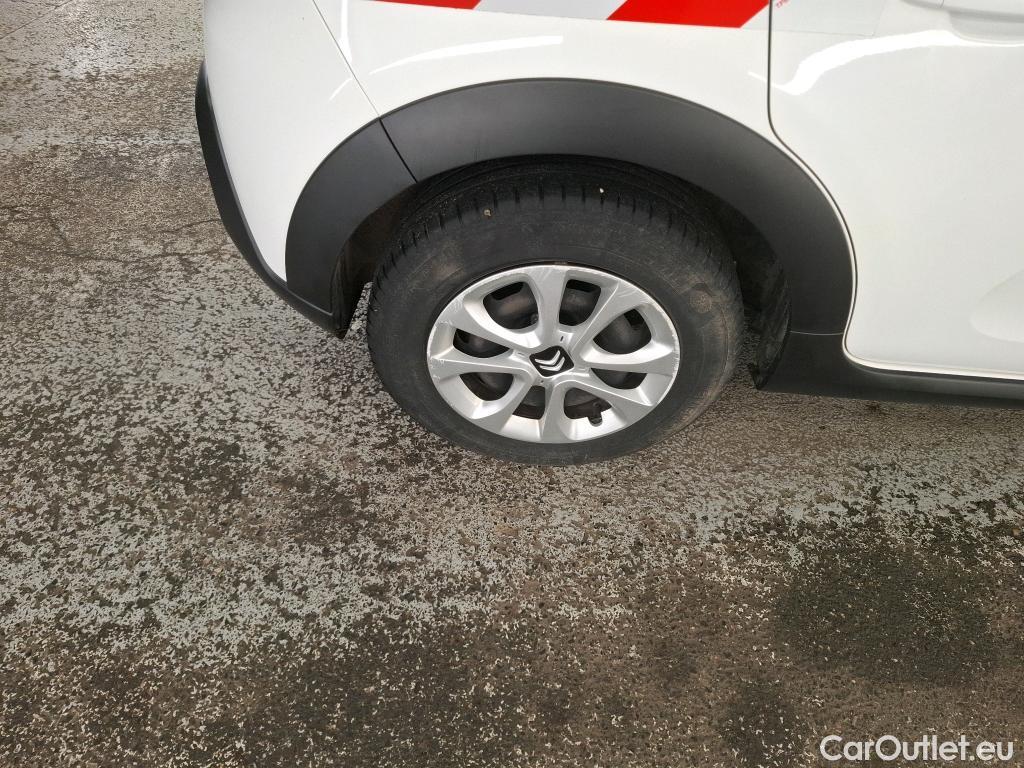  Citroen  C3  Société Feel 1.5 BlueHDI 100CV BVM5 E6dT #3