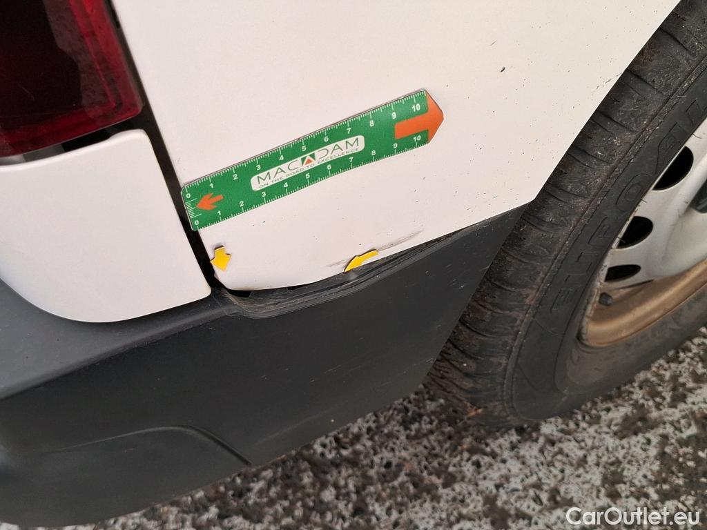  Citroen  Berlingo  Fourgon Club M 1000 1.5 BlueHDi 75CV BVM5 E6dT #2