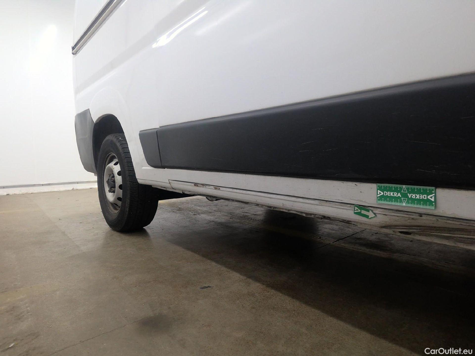  Fiat  Ducato FIAT  / 2014 / 4P / Fourgon tôlé 2.3 Multijet 120 3.0 M H2 Business #42