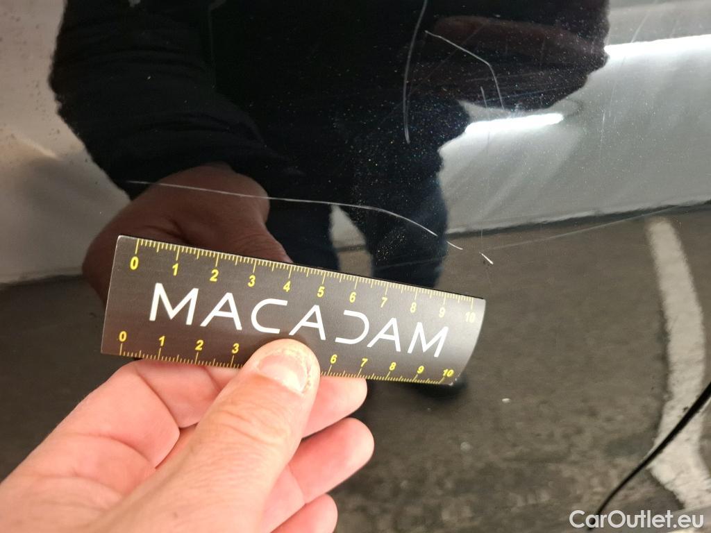  Citroen  C4 CITROEN  X / 2022 / 4P / Berline PureTech 130 S&S EAT8 Shine #3