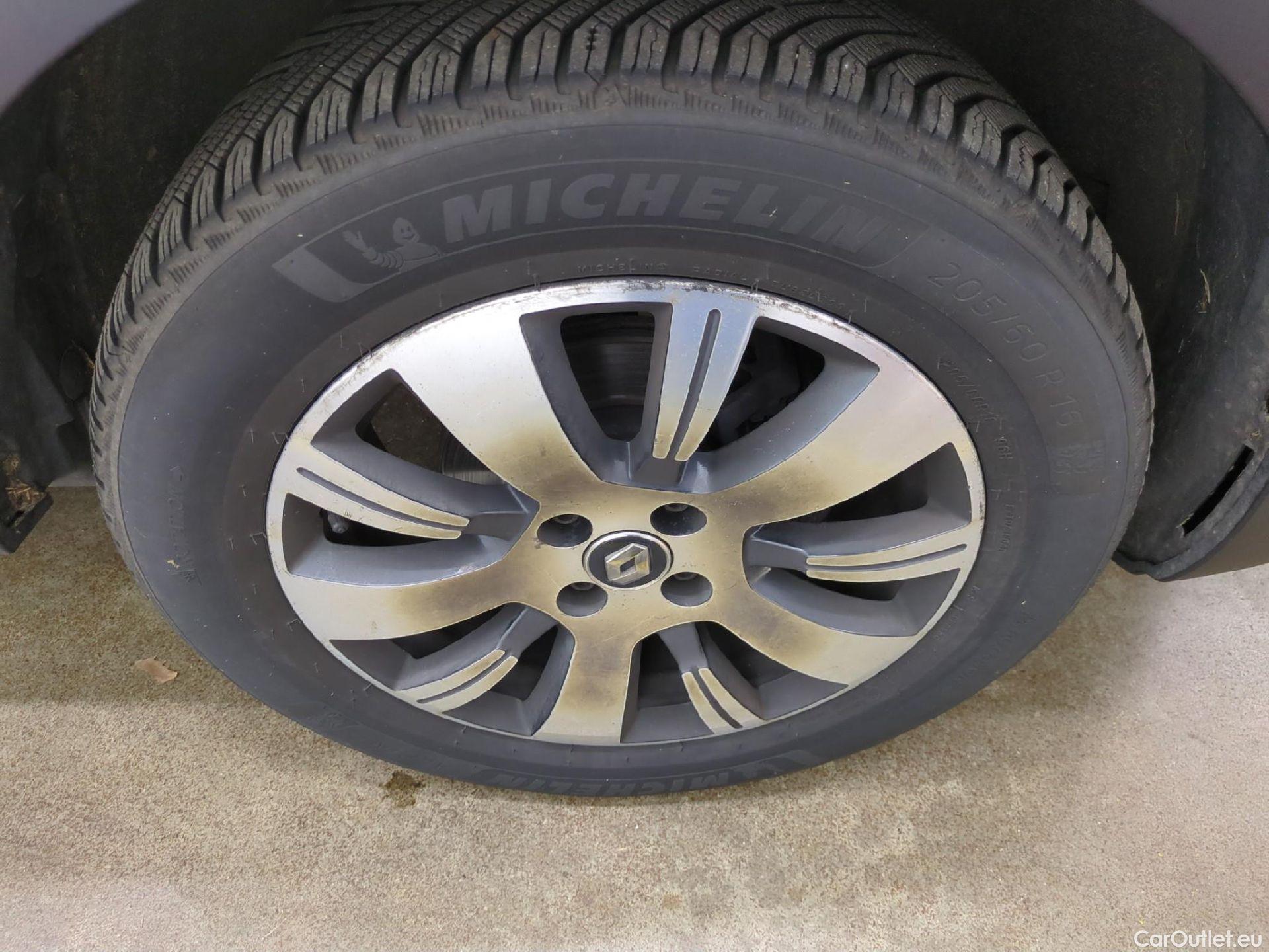  Renault  Captur  Business 0.9 TCe 90CV BVM5 E6 / TRANSFO VP VF #3