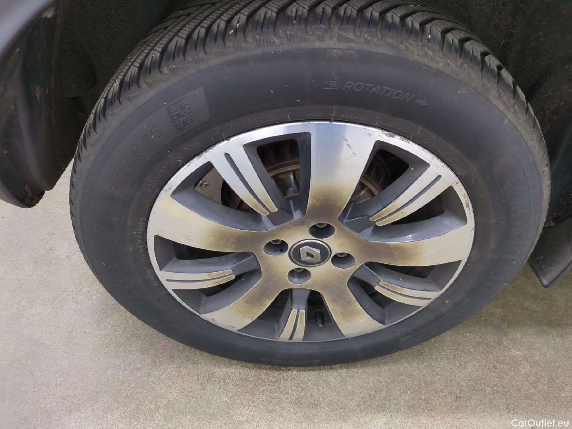  Renault  Captur  Business 0.9 TCe 90CV BVM5 E6 / TRANSFO VP VF #6