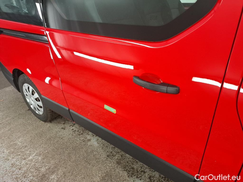  Opel  Vivaro  B Fourgon/Combi Combi L2H1 2 9t 1.6 turbo 125CV BVM6 9 Sieges E6 #15