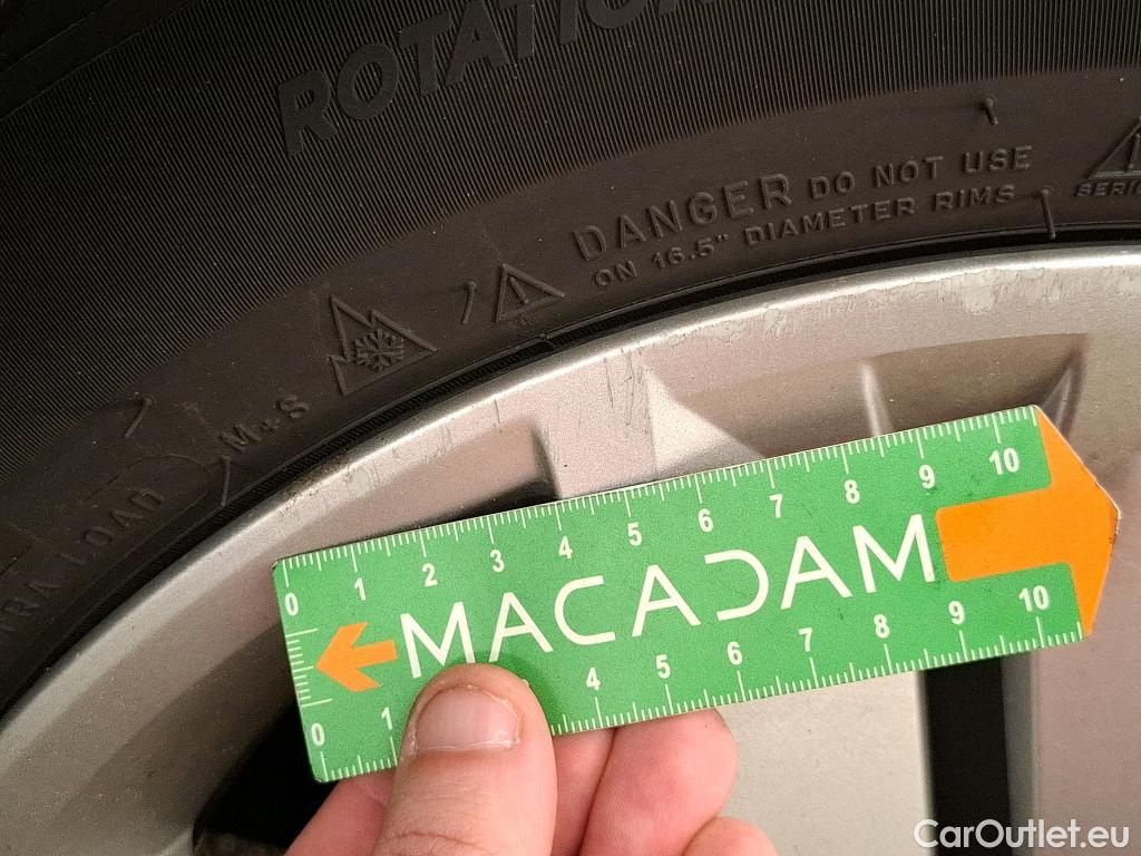  Renault  Clio  V Business 1.6 E-TECH Hybrid 140CV BVA6 E6d #22