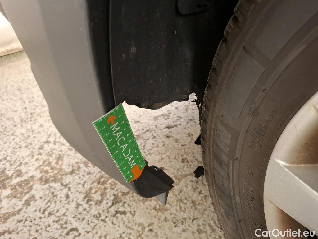  Opel  Vivaro  B Fourgon/Combi Combi L2H1 2 9t 1.6 turbo 125CV BVM6 9 Sieges E6 #70