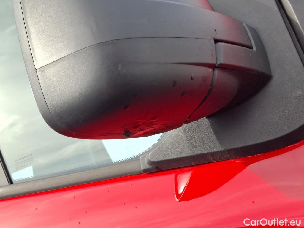  Opel  Vivaro  B Fourgon/Combi Combi L2H1 2 9t 1.6 turbo 125CV BVM6 9 Sieges E6 #97