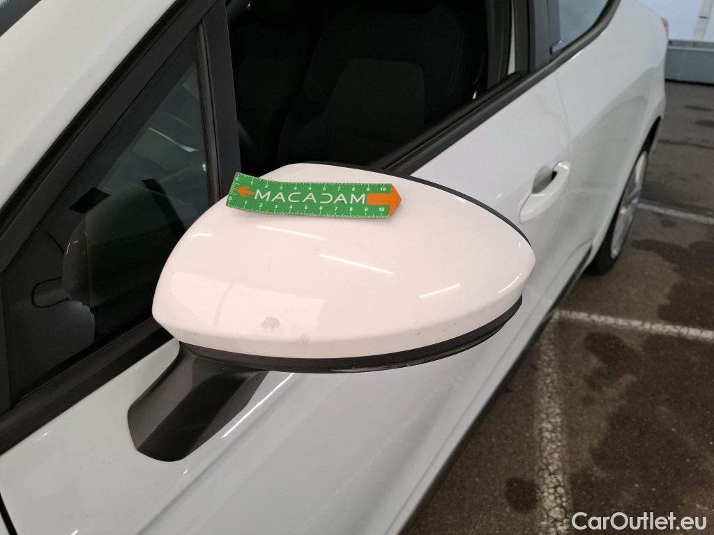  Renault  Clio  V Business 1.6 E-TECH Hybrid 140CV BVA6 E6d #24