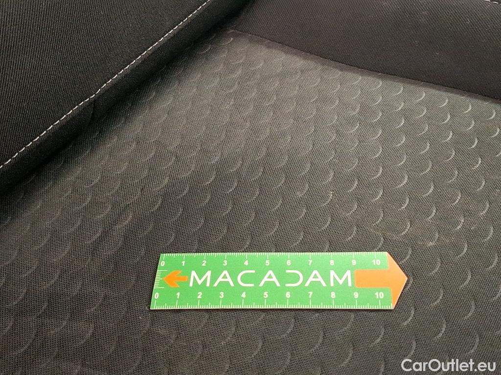  Opel  Vivaro  B Fourgon/Combi Combi L2H1 2 9t 1.6 turbo 125CV BVM6 9 Sieges E6 #79