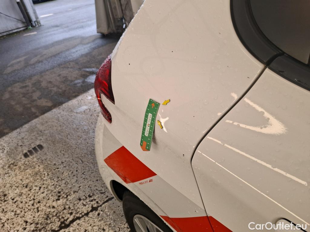  Peugeot  208  Affaire Premium Pack 1.2 80CV BVM5 E6dT #5