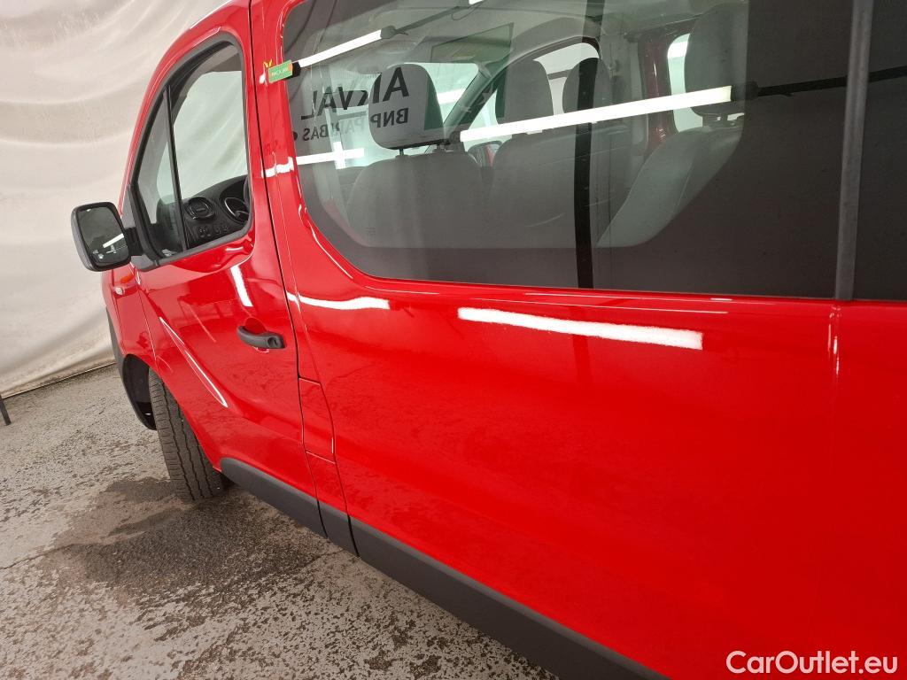  Opel  Vivaro  B Fourgon/Combi Combi L2H1 2 9t 1.6 turbo 125CV BVM6 9 Sieges E6 #1