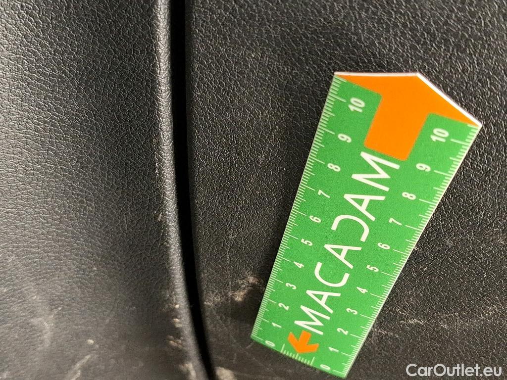  Opel  Vivaro  B Fourgon/Combi Combi L2H1 2 9t 1.6 turbo 125CV BVM6 9 Sieges E6 #53