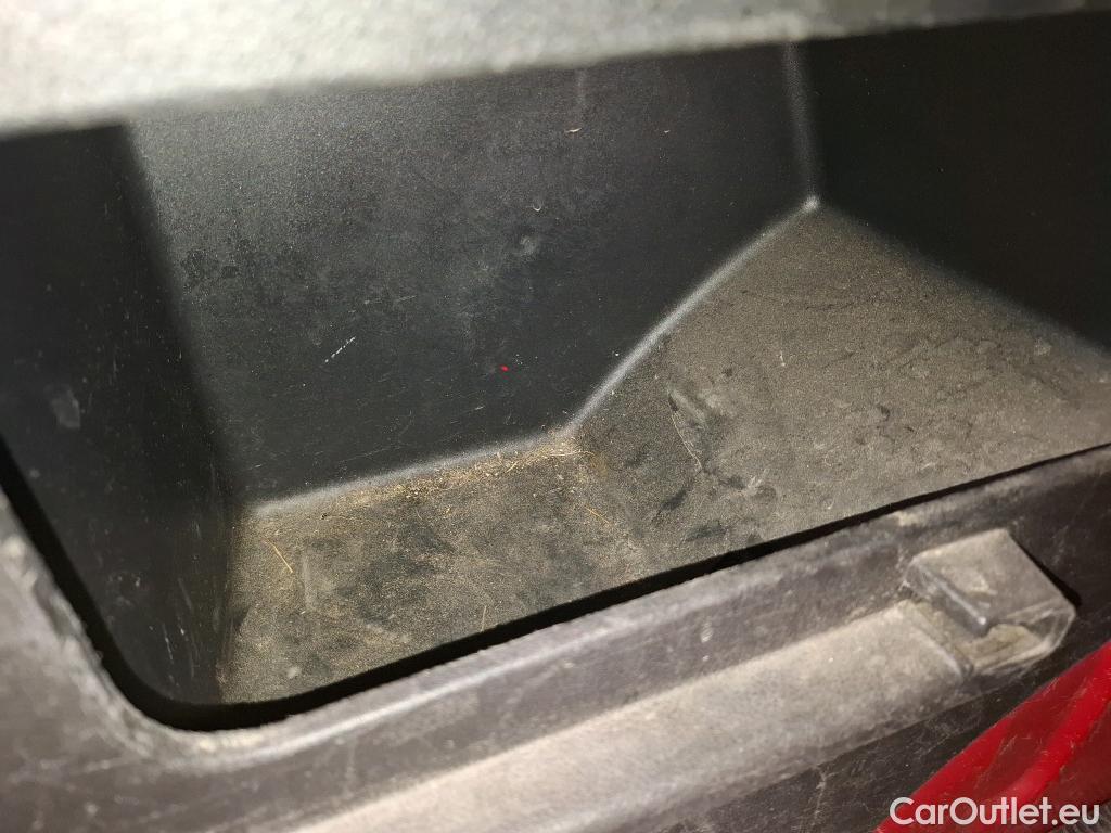  Opel  Vivaro  B Fourgon/Combi Combi L2H1 2 9t 1.6 turbo 125CV BVM6 9 Sieges E6 #44