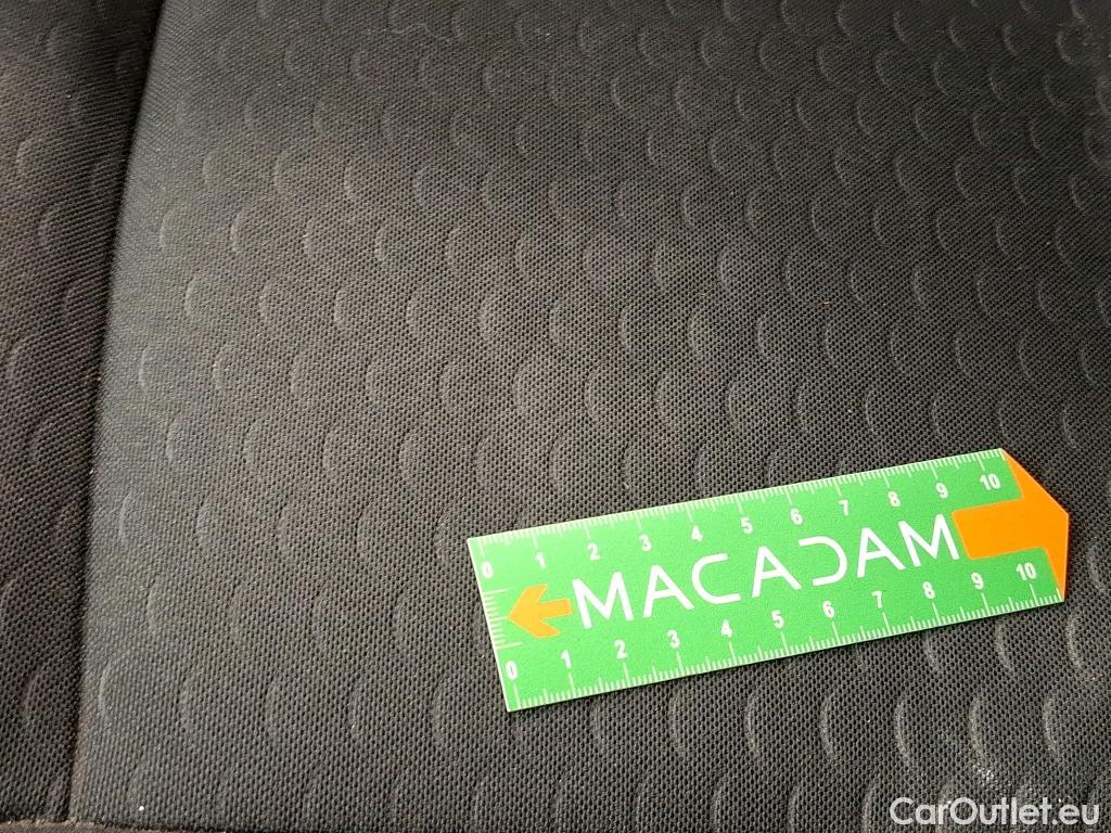  Opel  Vivaro  B Fourgon/Combi Combi L2H1 2 9t 1.6 turbo 125CV BVM6 9 Sieges E6 #76