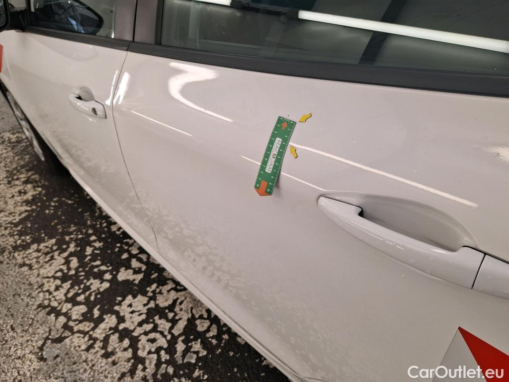  Peugeot  208  Affaire Premium Pack 1.2 80CV BVM5 E6dT #2