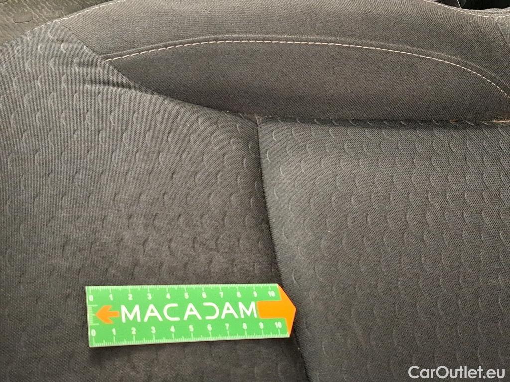  Opel  Vivaro  B Fourgon/Combi Combi L2H1 2 9t 1.6 turbo 125CV BVM6 9 Sieges E6 #72