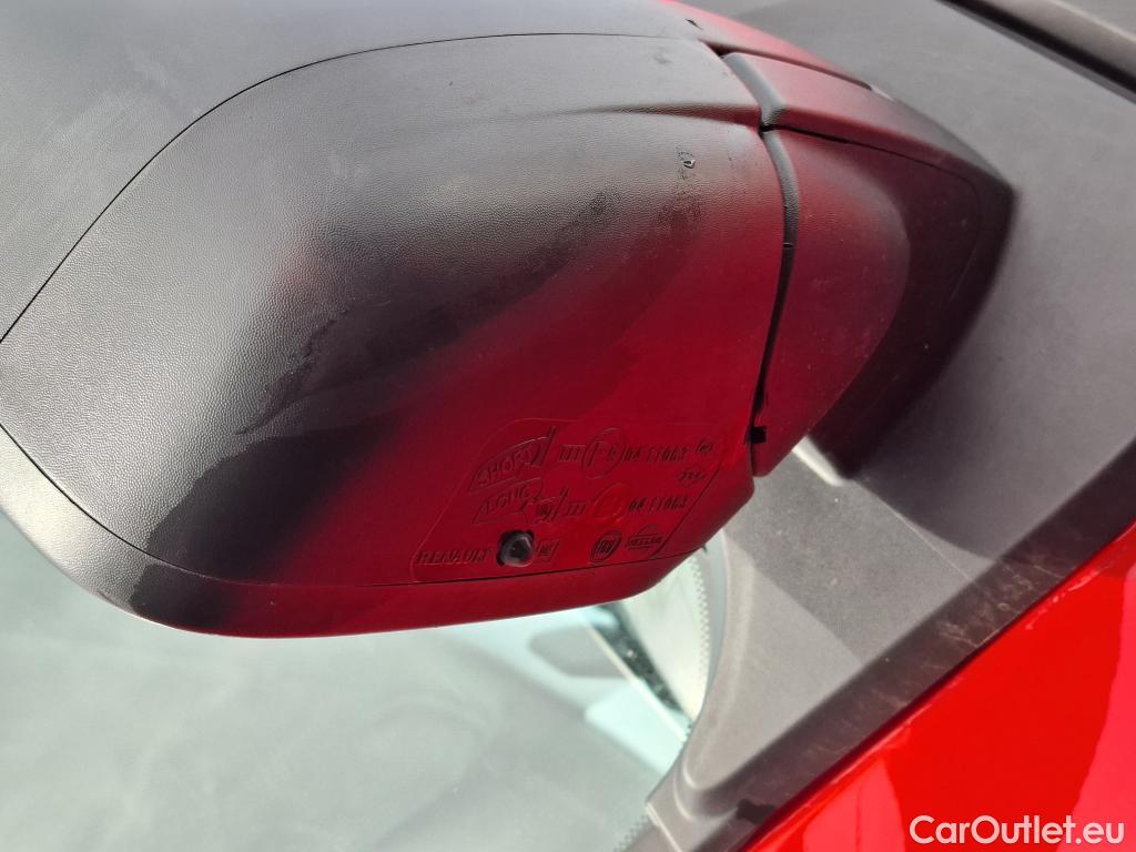  Opel  Vivaro  B Fourgon/Combi Combi L2H1 2 9t 1.6 turbo 125CV BVM6 9 Sieges E6 #95