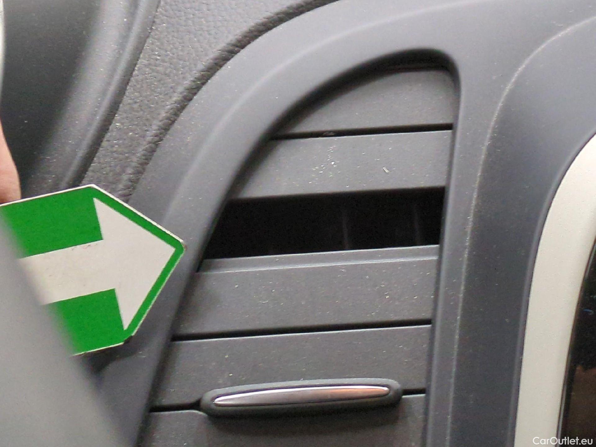  Renault  Captur  Business 0.9 TCe 90CV BVM5 E6 / TRANSFO VP VF #1