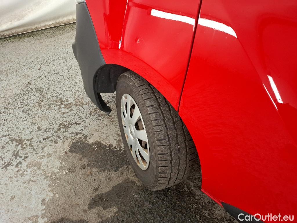  Opel  Vivaro  B Fourgon/Combi Combi L2H1 2 9t 1.6 turbo 125CV BVM6 9 Sieges E6 #69