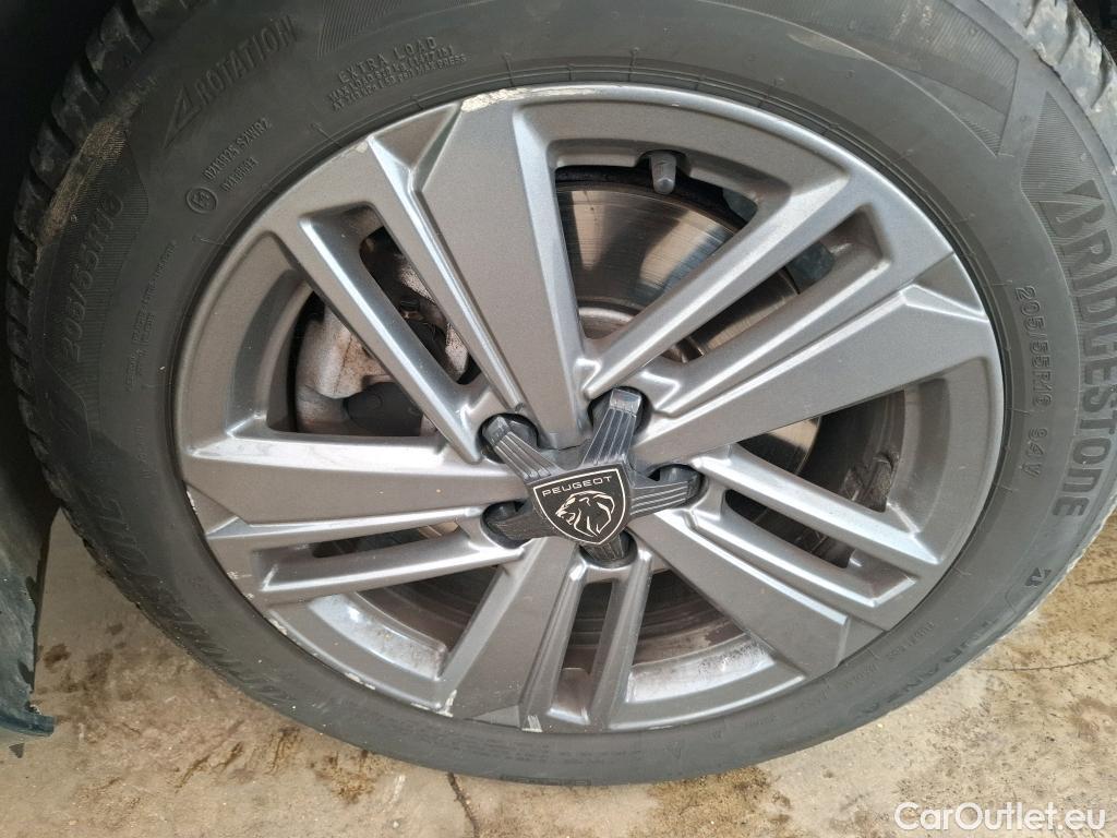  Peugeot  308 PEUGEOT  SW / 2021 / 5P / Break BlueHDi 130 EAT8 ALLURE #13