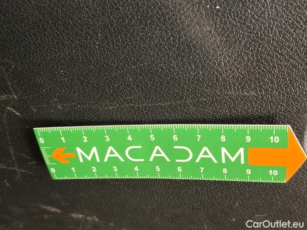  Opel  Vivaro  B Fourgon/Combi Combi L2H1 2 9t 1.6 turbo 125CV BVM6 9 Sieges E6 #52