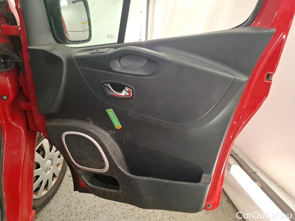  Opel  Vivaro  B Fourgon/Combi Combi L2H1 2 9t 1.6 turbo 125CV BVM6 9 Sieges E6 #49