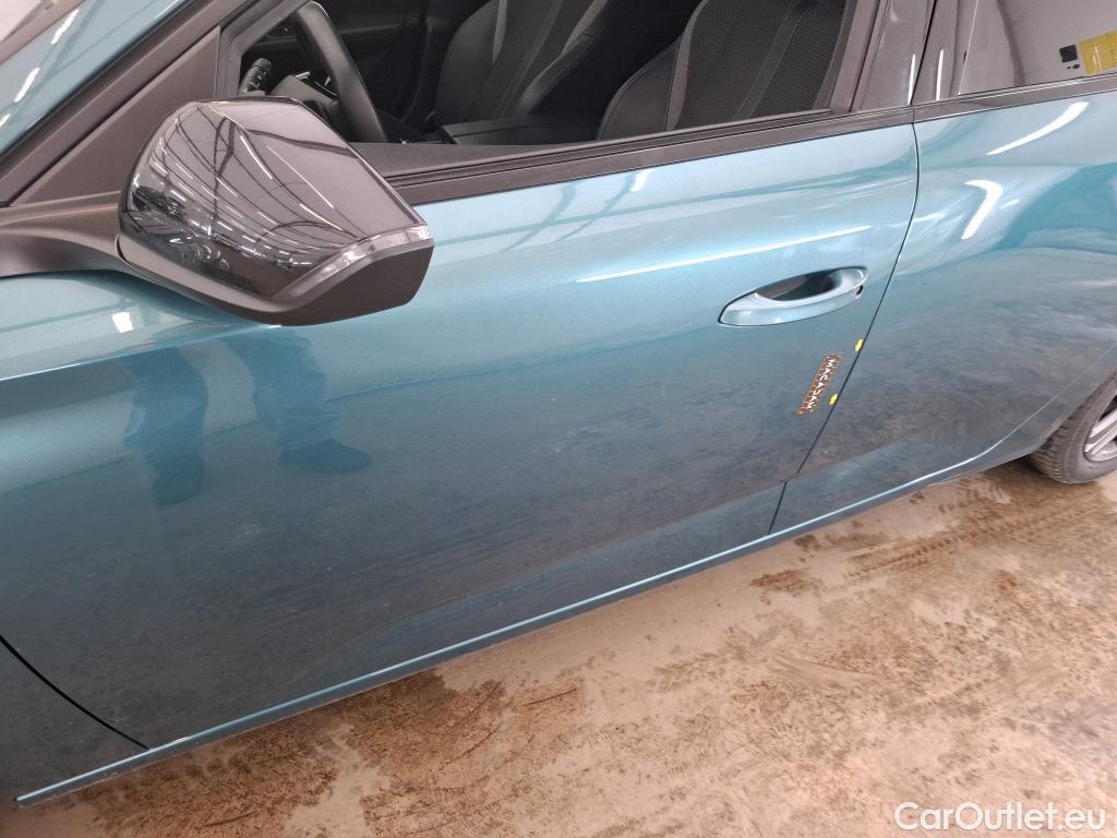  Peugeot  308 PEUGEOT  SW / 2021 / 5P / Break BlueHDi 130 EAT8 ALLURE #1