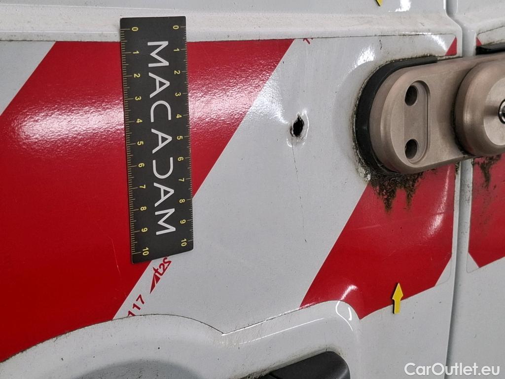  Renault  Trafic  Furgon Grand Confort L1H1 1200 1.6 dCi 125CV BVM6 E6 #51