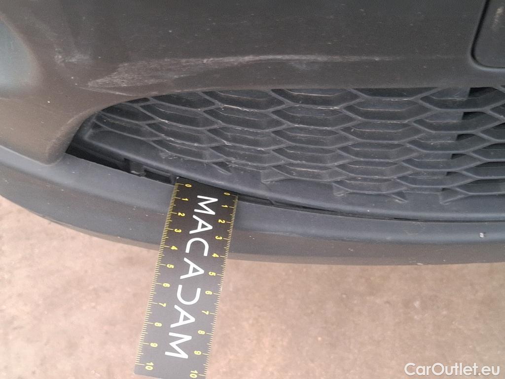  Renault  Trafic  Furgon Grand Confort L1H1 1200 1.6 dCi 125CV BVM6 E6 #81