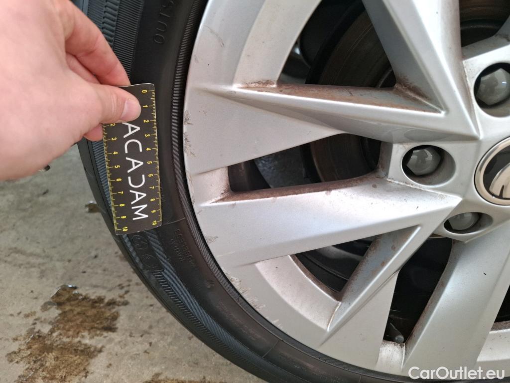  Skoda  Octavia SKODA  / 2020 / 5P / Berline 1.0 TSI mHEV e-TEC 110 DSG7 Style #13