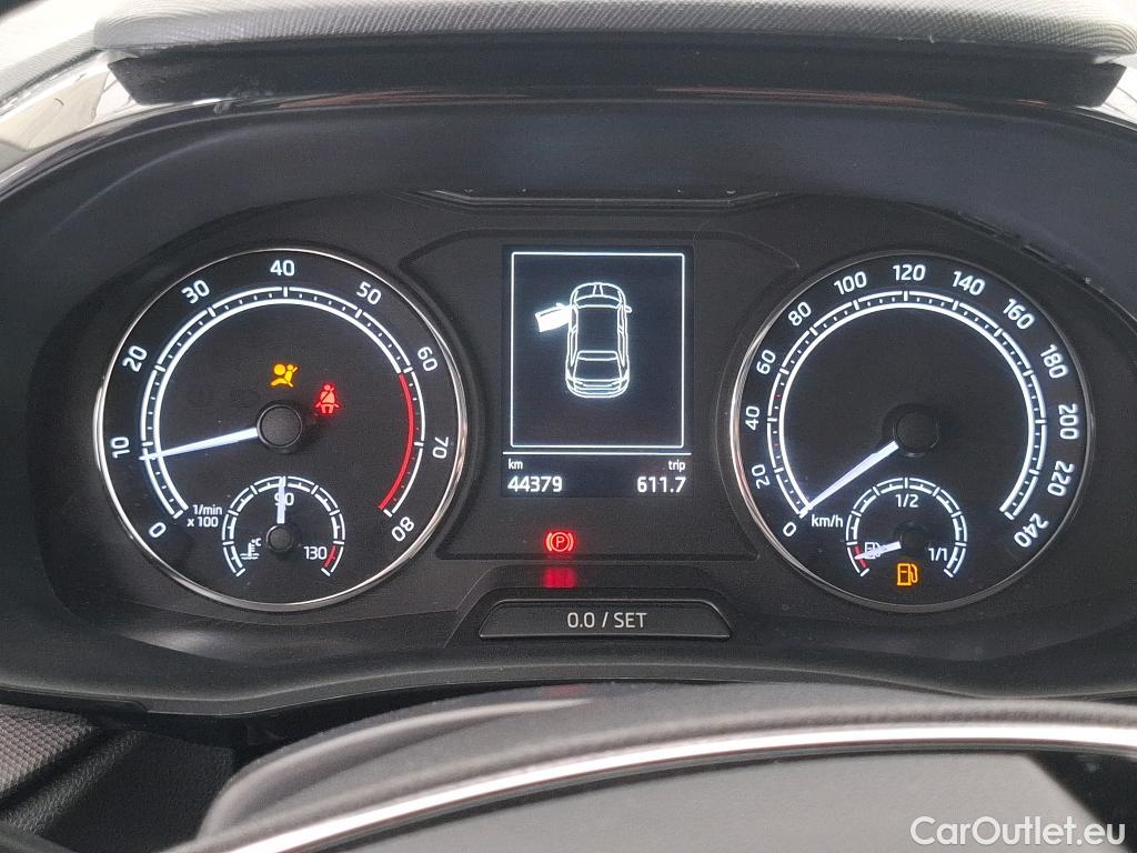  Skoda  Fabia  Ambition 1.0 MPI 80CV BVM5 E6d #12