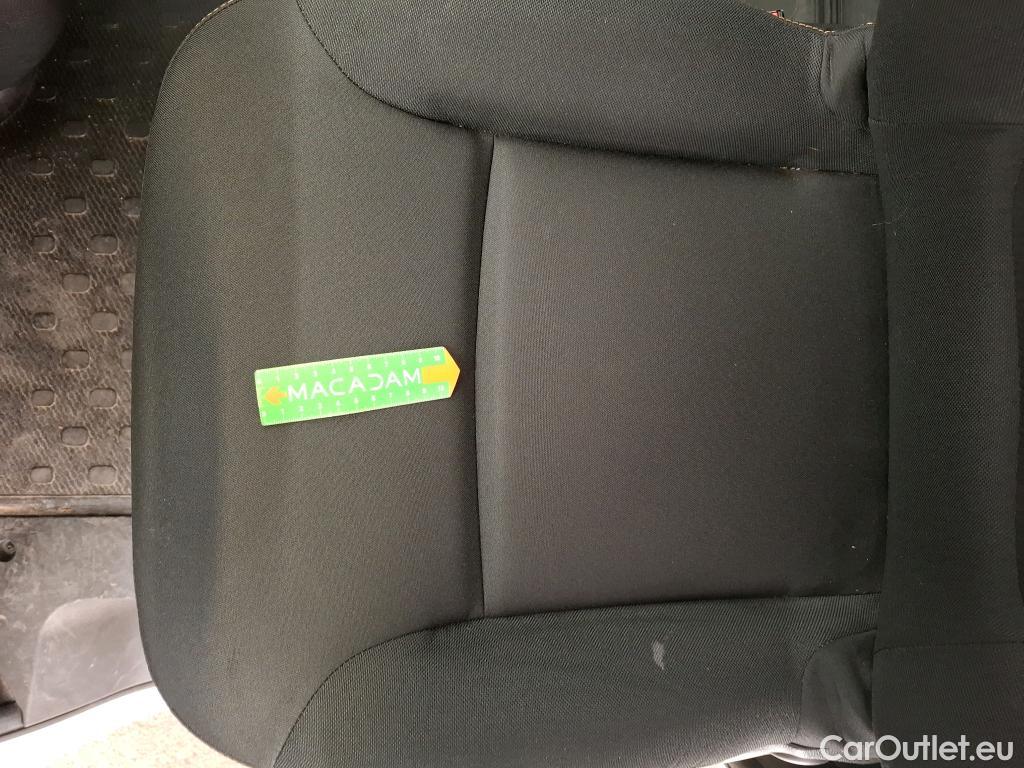  Renault  Trafic RENAULT  4p Combi Zen L1 dCi 95 S&S - 18 - 8 places #4