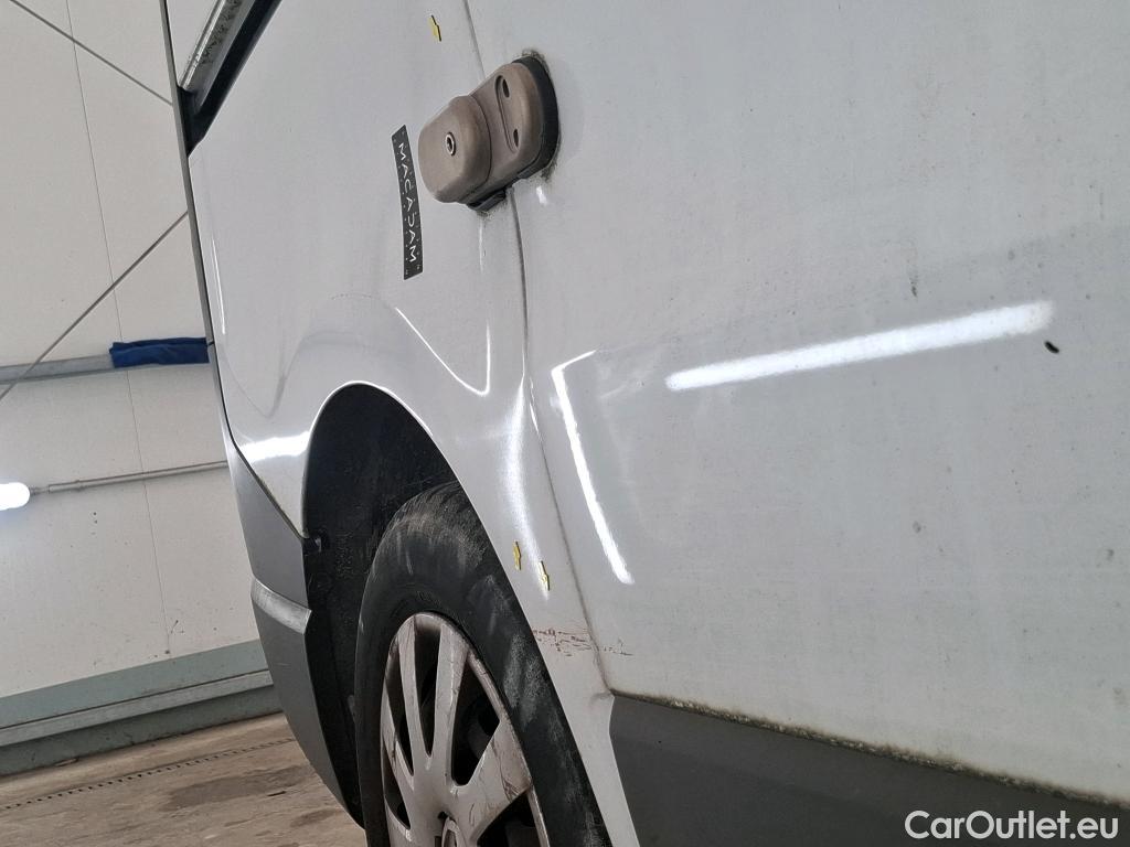  Renault  Trafic  Furgon Grand Confort L1H1 1200 1.6 dCi 125CV BVM6 E6 #18