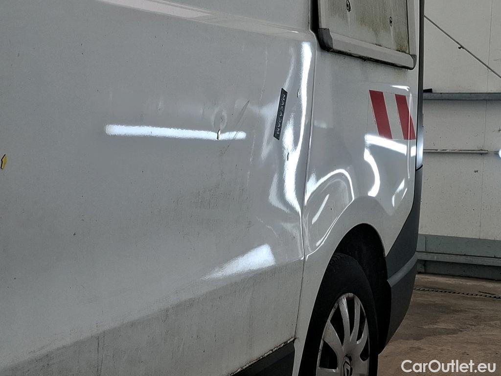  Renault  Trafic  Furgon Grand Confort L1H1 1200 1.6 dCi 125CV BVM6 E6 #23